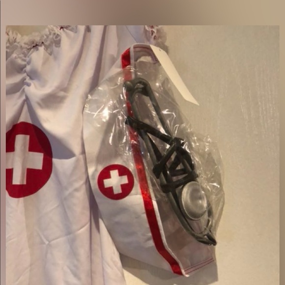 Nurse costume - Picture 3 of 4